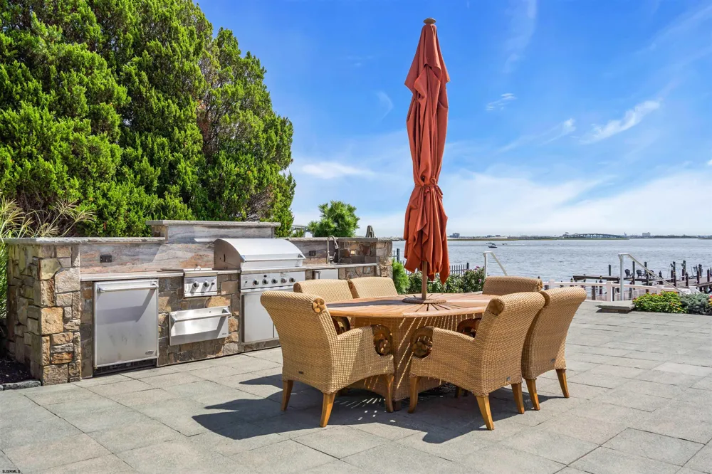 38 Broadway Somers Point, NJ 08244