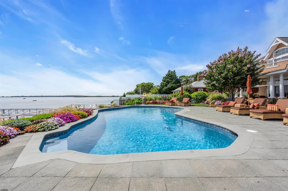 38 Broadway Somers Point, NJ 08244
