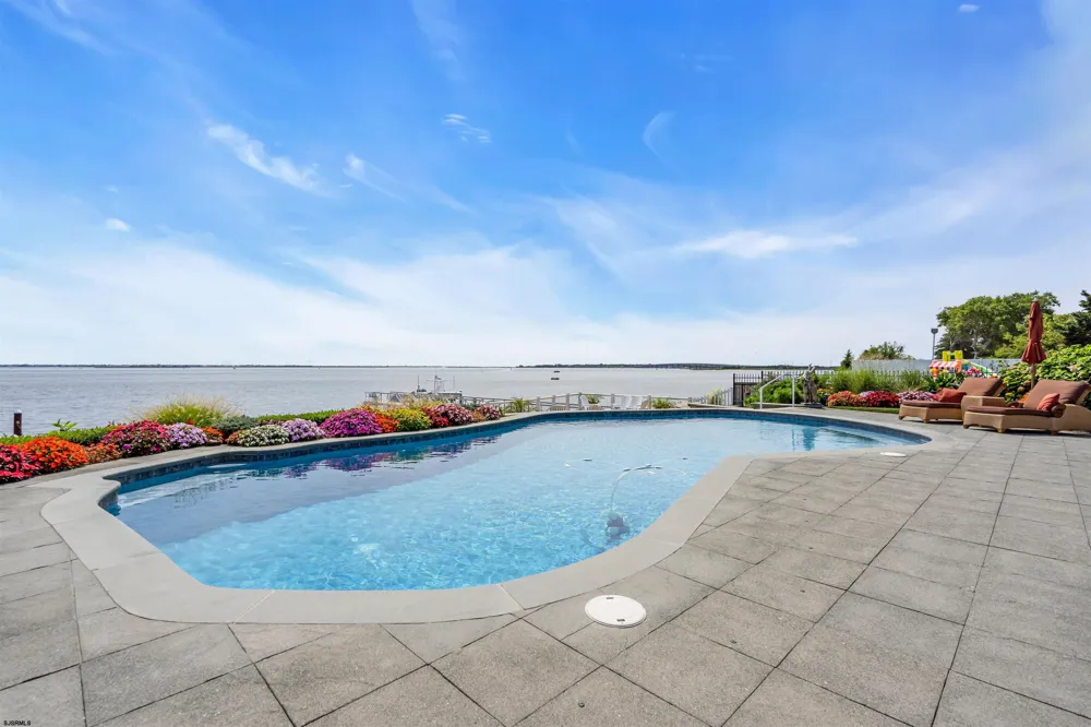 38 Broadway Somers Point, NJ 08244