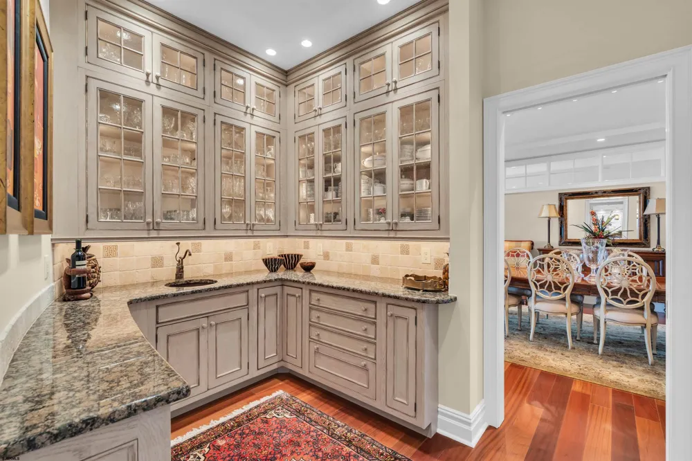 38 Broadway Somers Point, NJ 08244