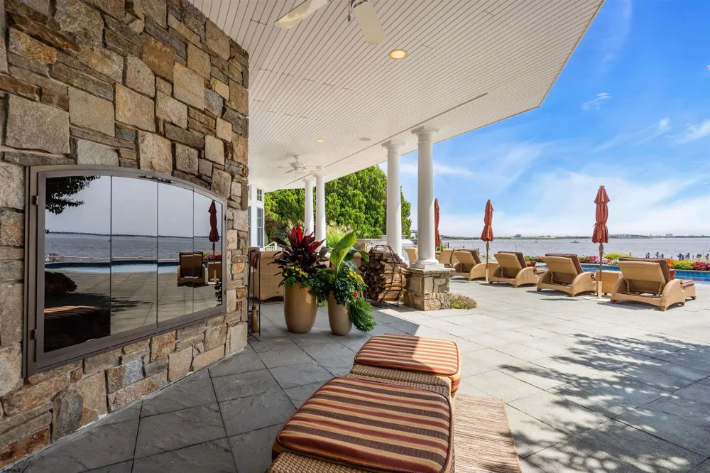 38 Broadway Somers Point, NJ 08244