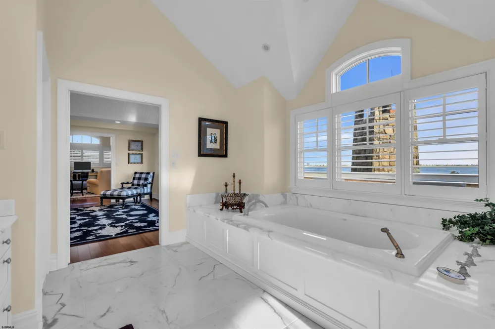 38 Broadway Somers Point, NJ 08244