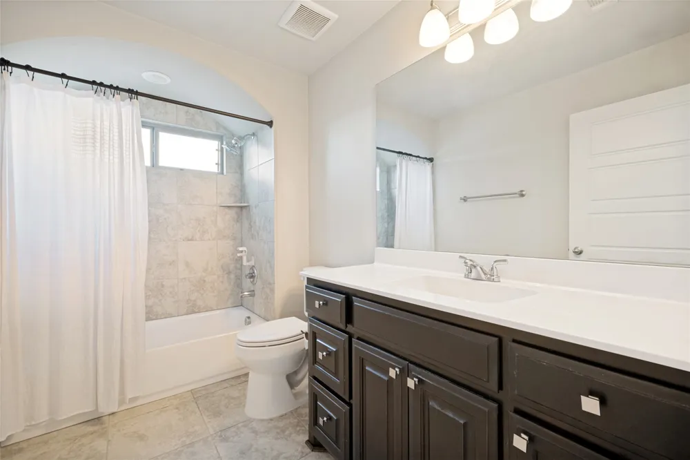 44 Kramer Lane Sanger, TX 76266