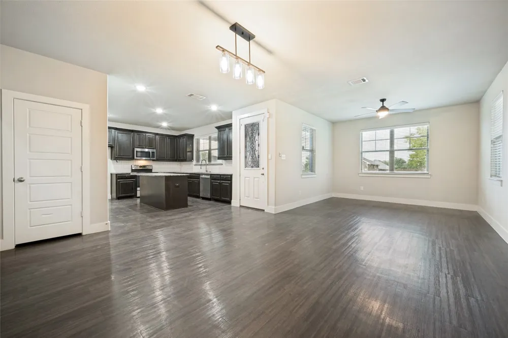 44 Kramer Lane Sanger, TX 76266