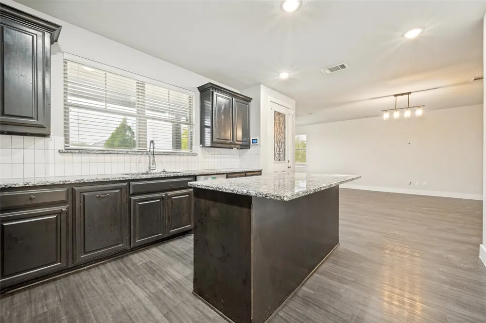 44 Kramer Lane Sanger, TX 76266