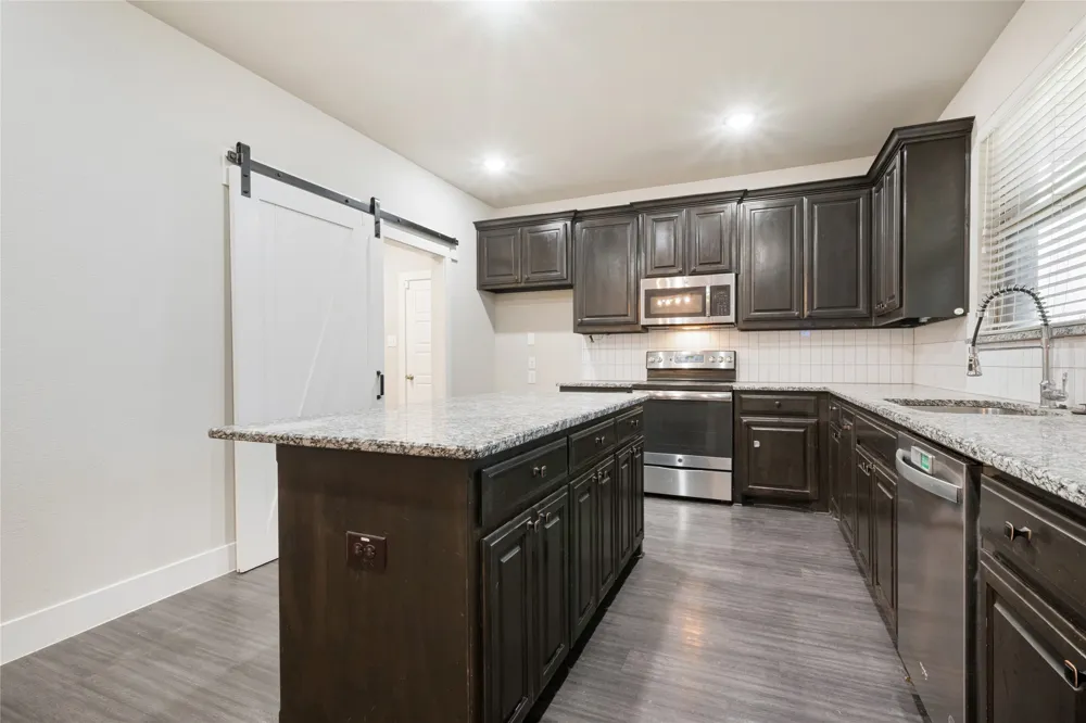 44 Kramer Lane Sanger, TX 76266