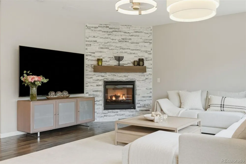 15398 W 50th Place Golden, CO 80403