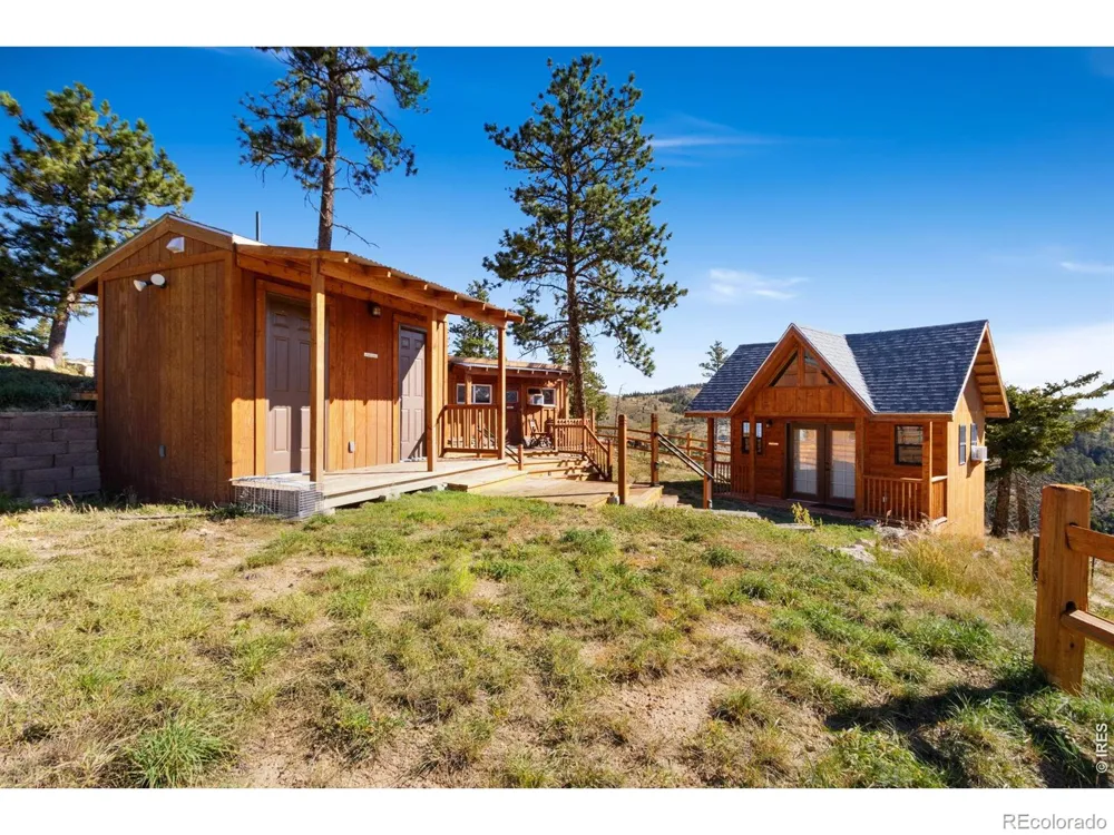 646 Stormy Peaks Drive Bellvue, CO 80512