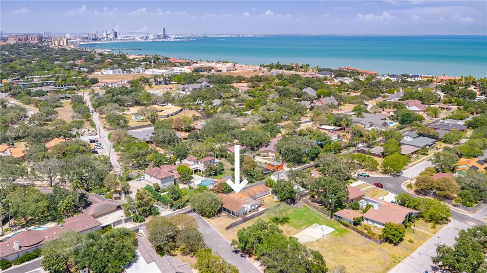 3302 Manitou Street Corpus Christi, TX 78411