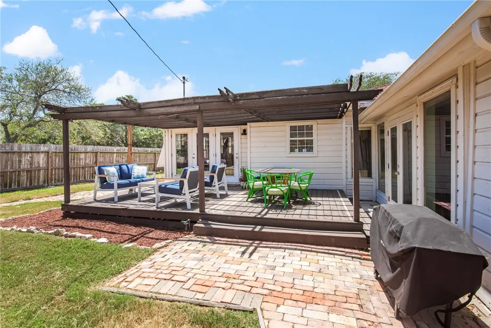 3302 Manitou Street Corpus Christi, TX 78411