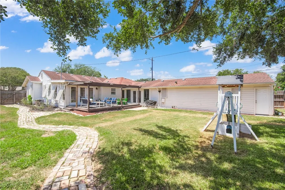 3302 Manitou Street Corpus Christi, TX 78411