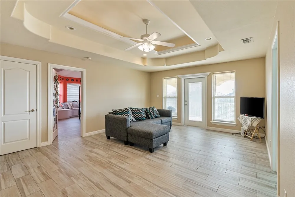 7842 Beauvais Drive Corpus Christi, TX 78414