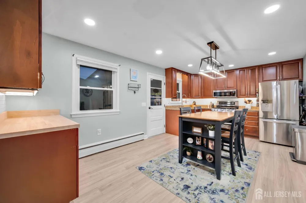 97 Bliss Boulevard Pohatcong, NJ 08865