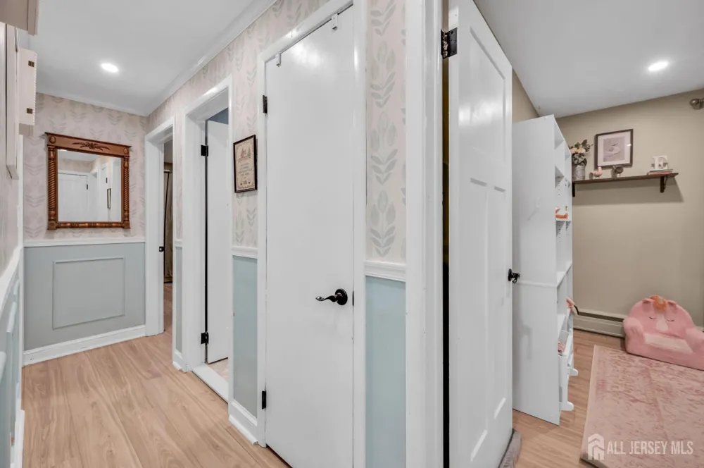 97 Bliss Boulevard Pohatcong, NJ 08865