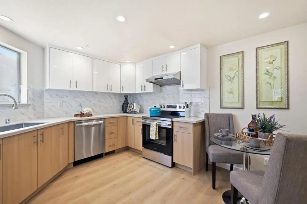 50 E Court Lane Foster City, CA 94404