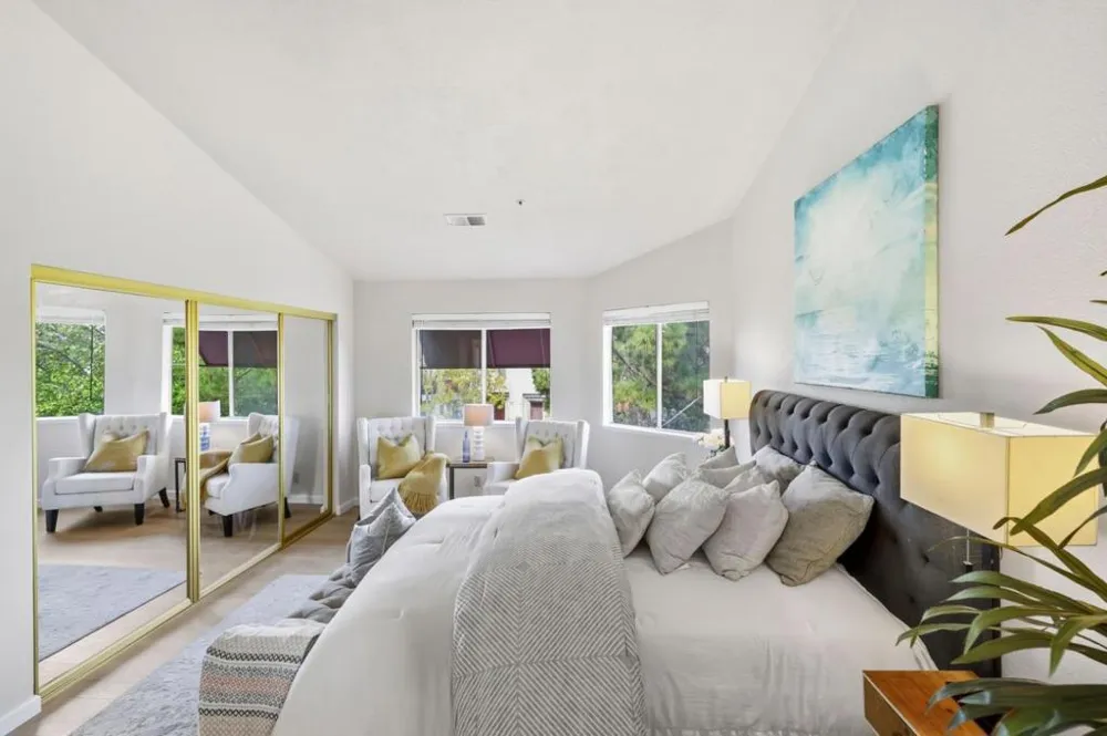 50 E Court Lane Foster City, CA 94404