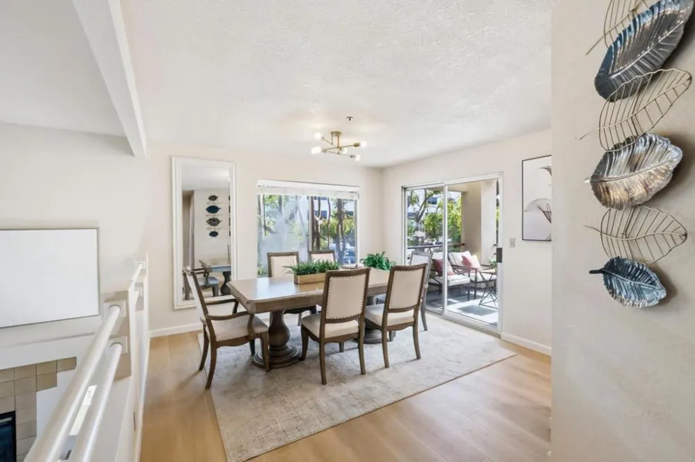 50 E Court Lane Foster City, CA 94404