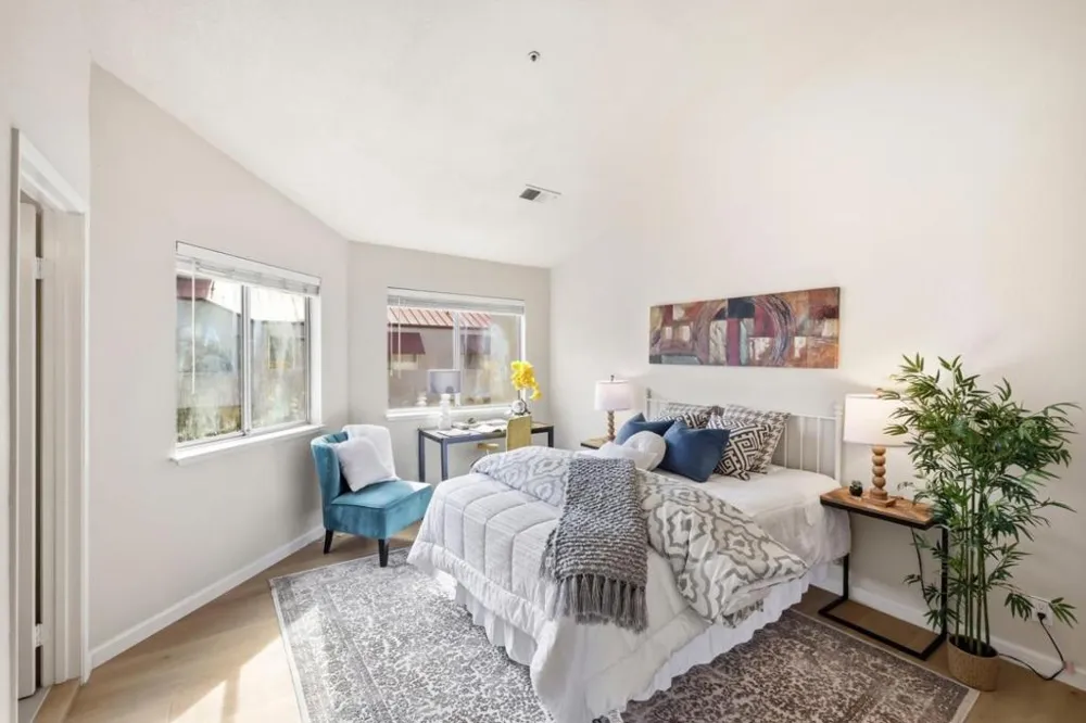 50 E Court Lane Foster City, CA 94404