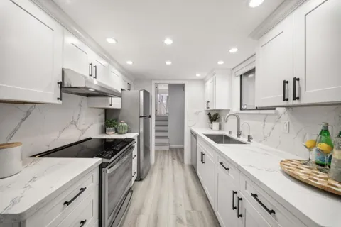 861 Cherry Creek Circle