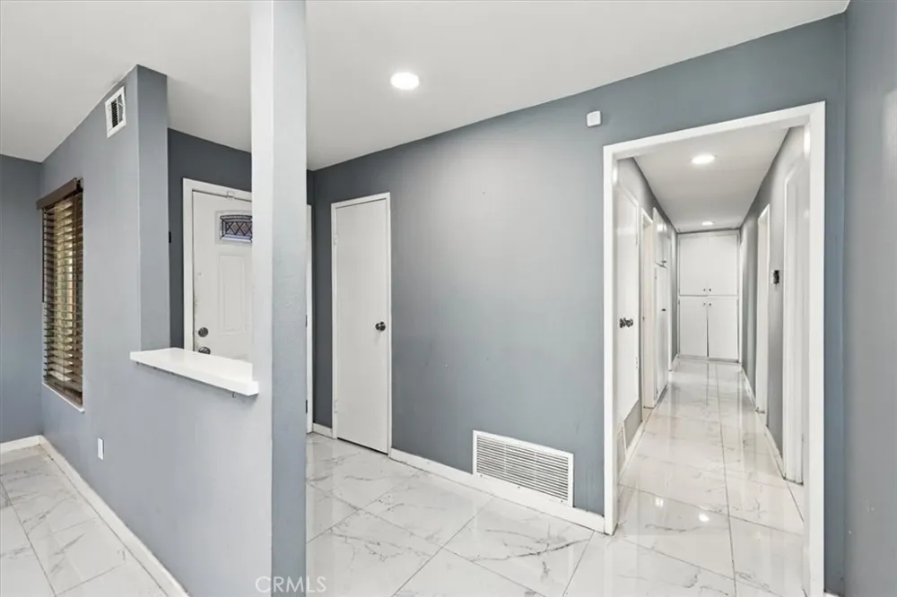 5985 Kitty Hawk Drive Riverside, CA 92504