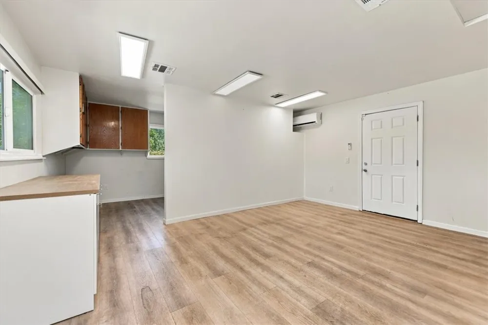 5985 Kitty Hawk Drive Riverside, CA 92504