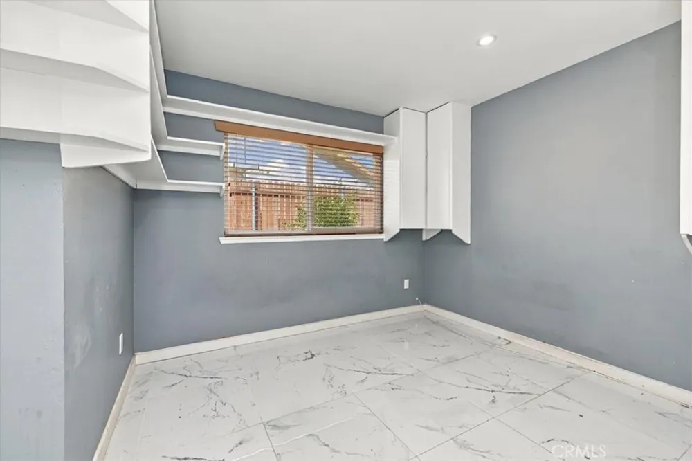 5985 Kitty Hawk Drive Riverside, CA 92504