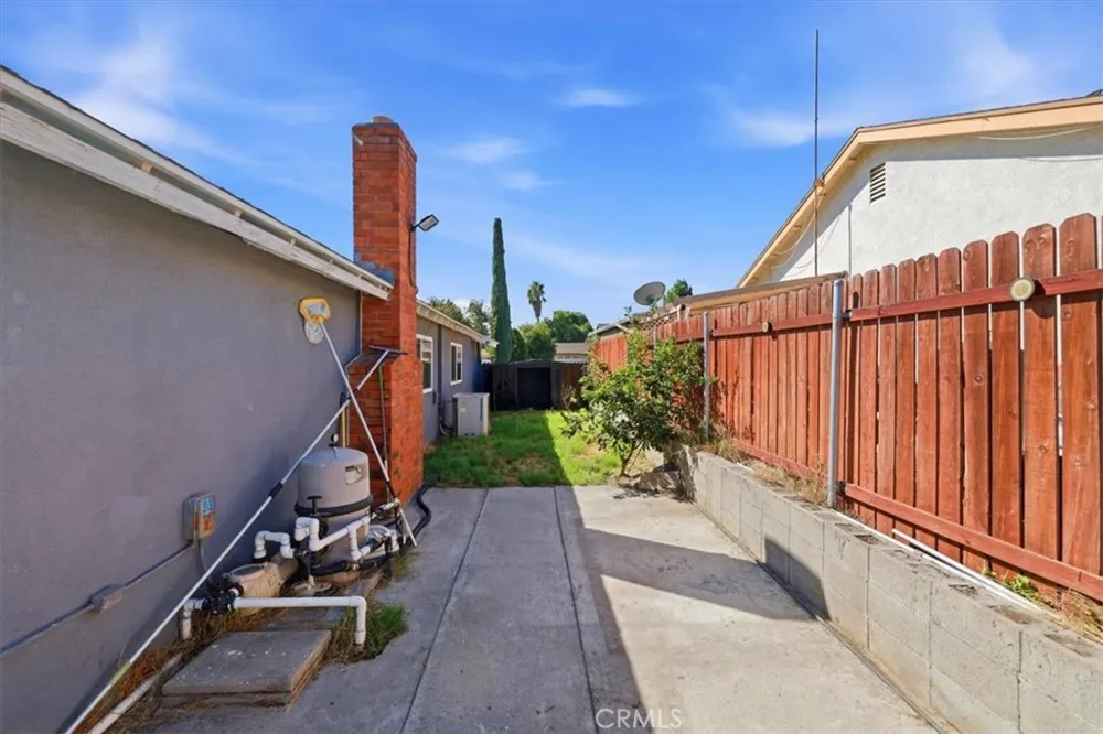 5985 Kitty Hawk Drive Riverside, CA 92504