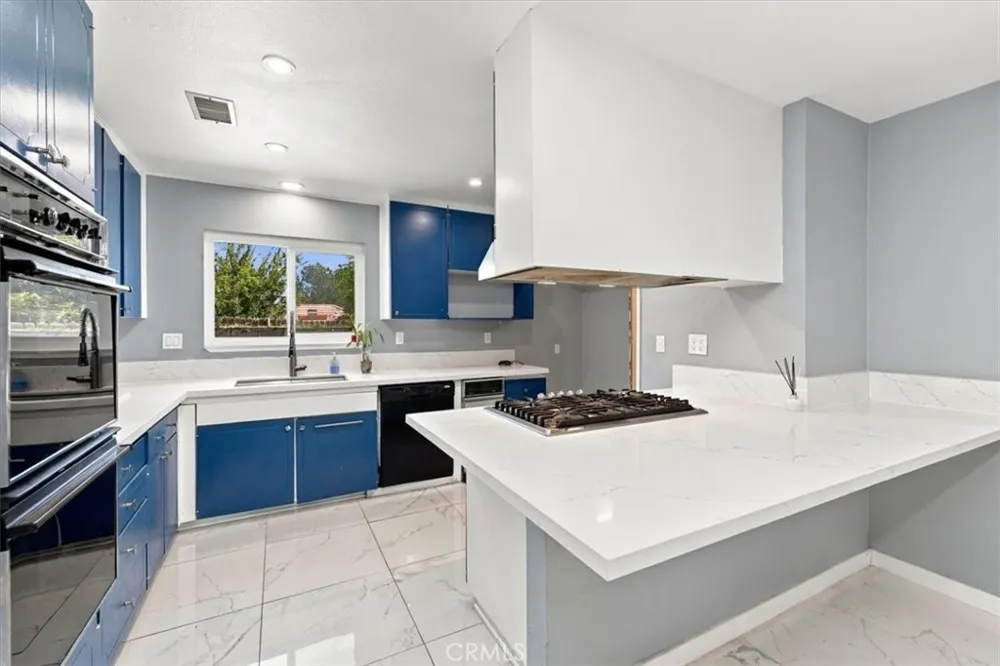 5985 Kitty Hawk Drive Riverside, CA 92504