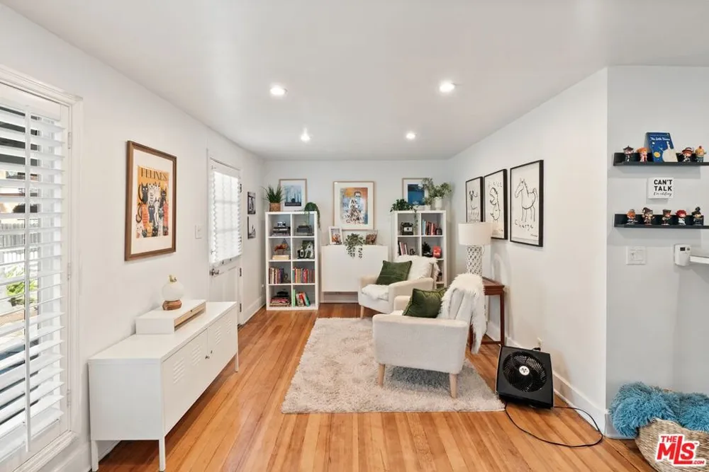 3414 Fay Avenue Culver City, CA 90232