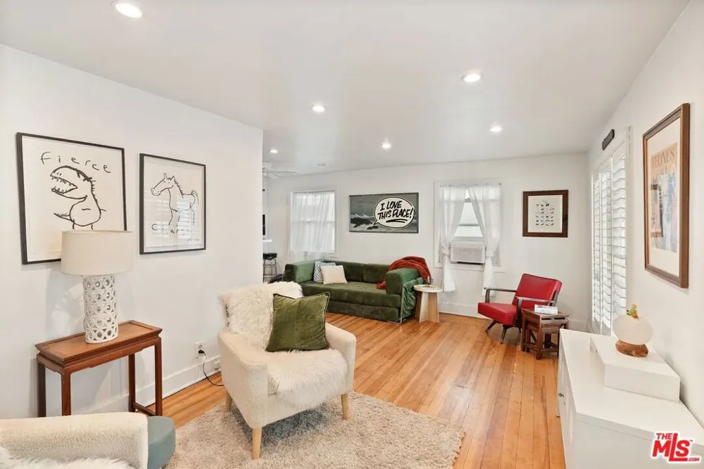 3414 Fay Avenue Culver City, CA 90232