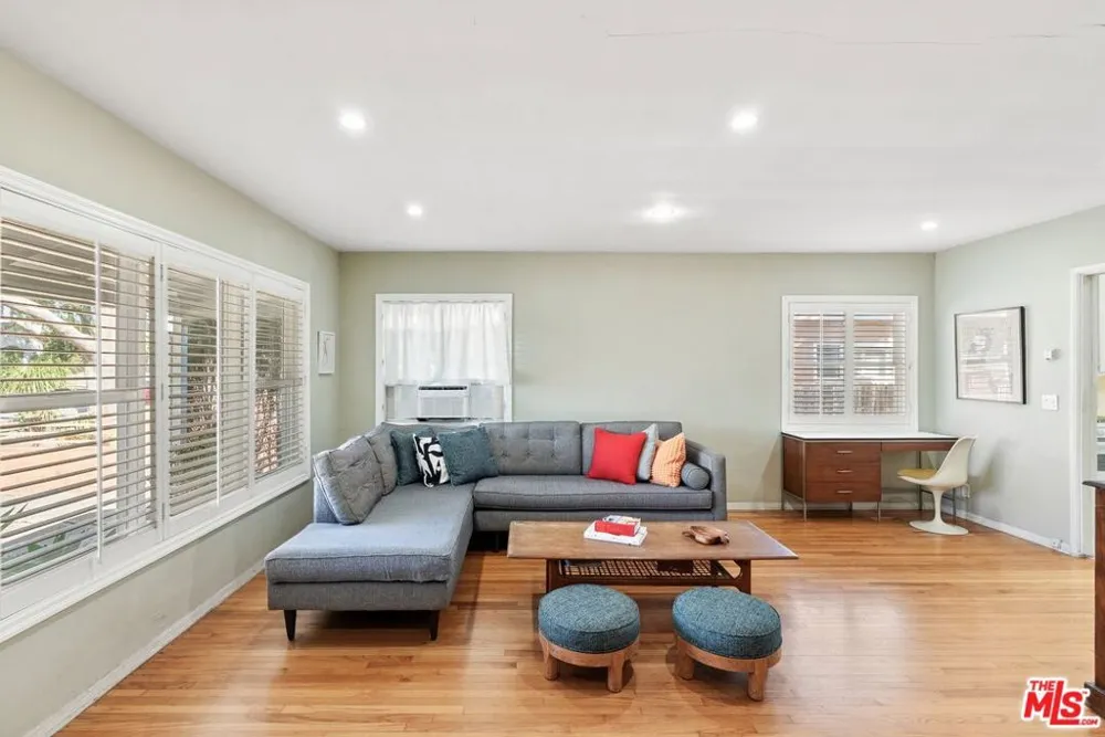 3414 Fay Avenue Culver City, CA 90232