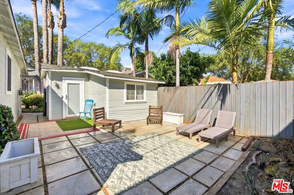 3414 Fay Avenue Culver City, CA 90232