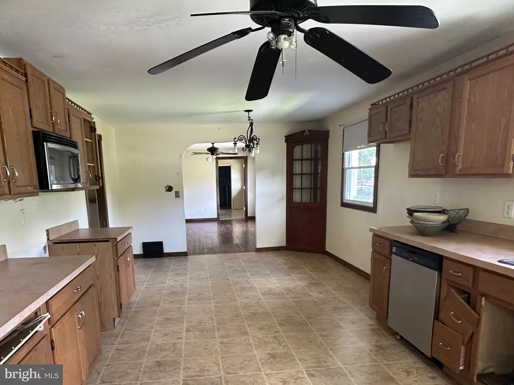 21420 BURKE HILL ROAD Mccoole, MD 21562