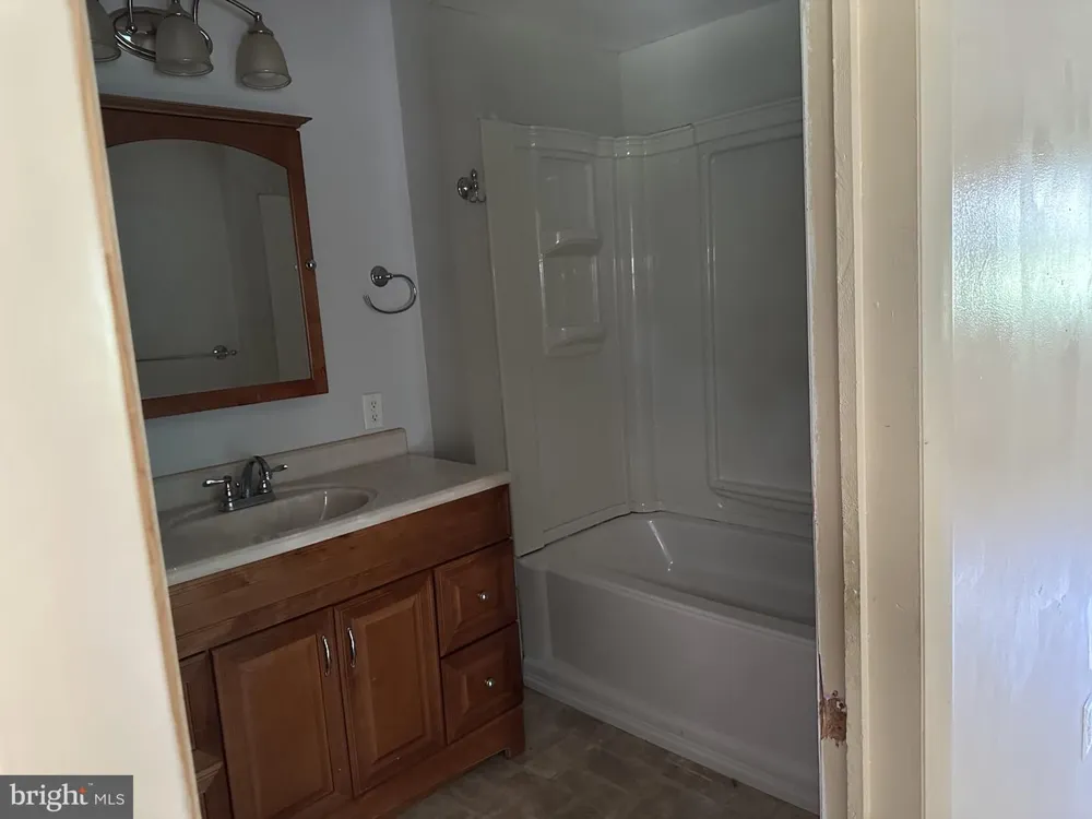 21420 BURKE HILL ROAD Mccoole, MD 21562