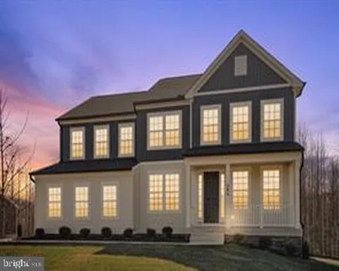 204 TRUSLOW RIDGE COURT