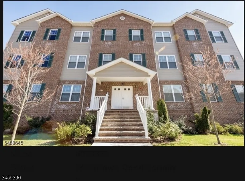 92 Willow St #3 Unit 3 Bloomfield, NJ 07003