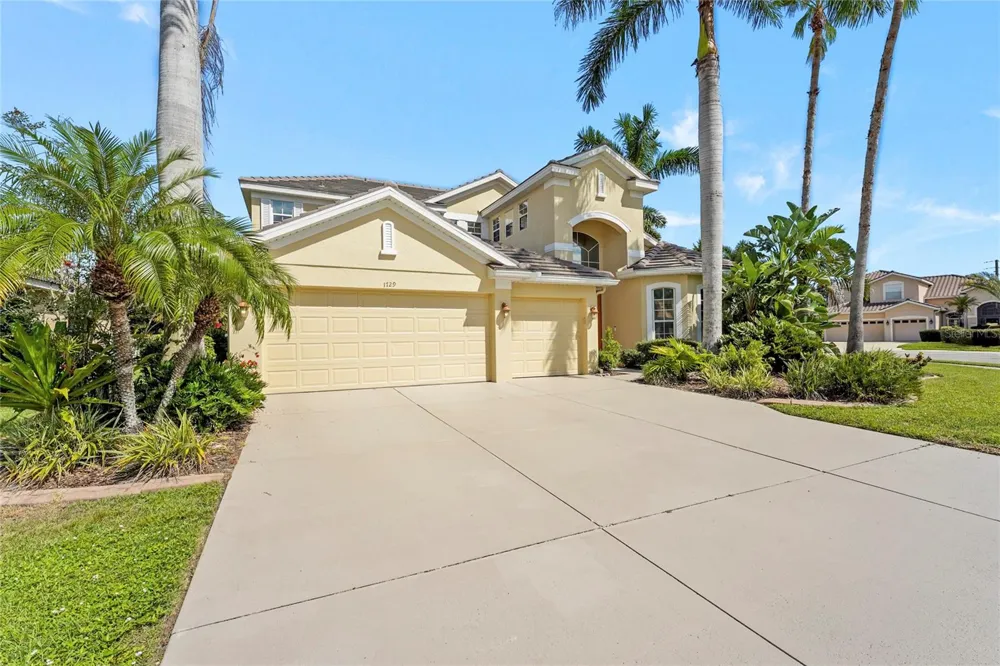 1729 PINYON PINE DR Sarasota, FL 34240