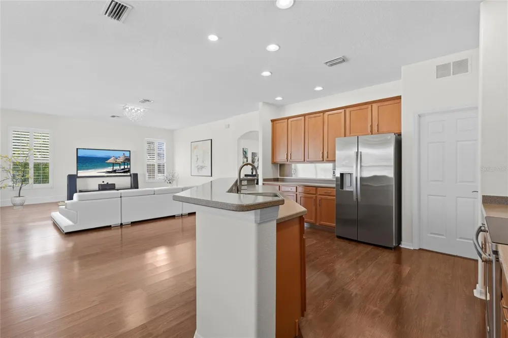 1729 PINYON PINE DR Sarasota, FL 34240