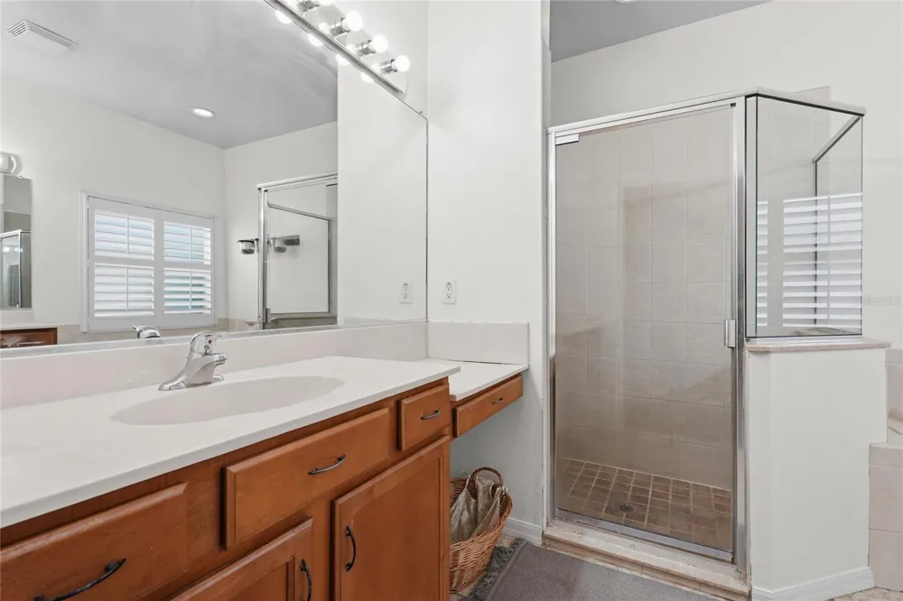 1729 PINYON PINE DR Sarasota, FL 34240