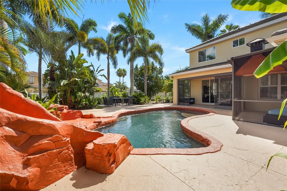 1729 PINYON PINE DR Sarasota, FL 34240