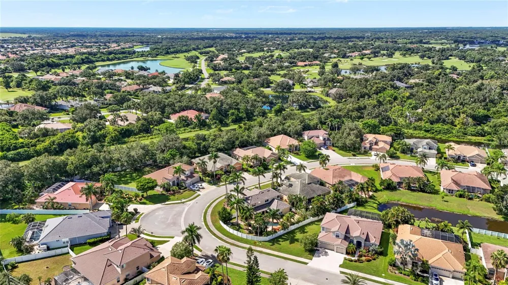 1729 PINYON PINE DR Sarasota, FL 34240