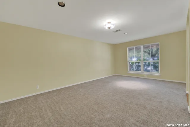 204 FALCON RIDGE DR New Braunfels, TX 78130