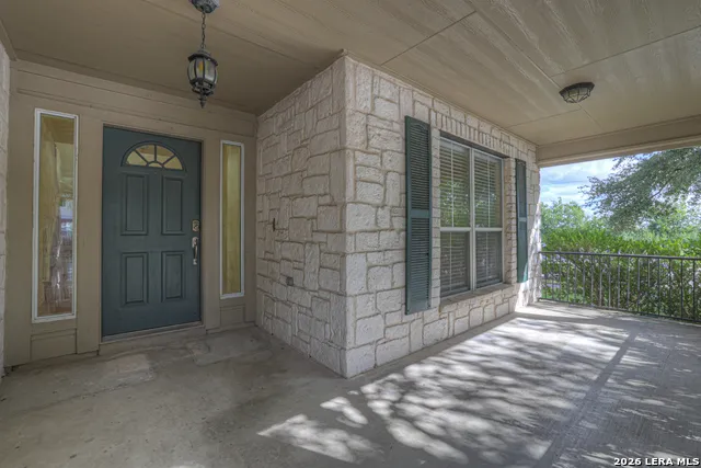 204 FALCON RIDGE DR New Braunfels, TX 78130