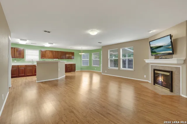 204 FALCON RIDGE DR New Braunfels, TX 78130