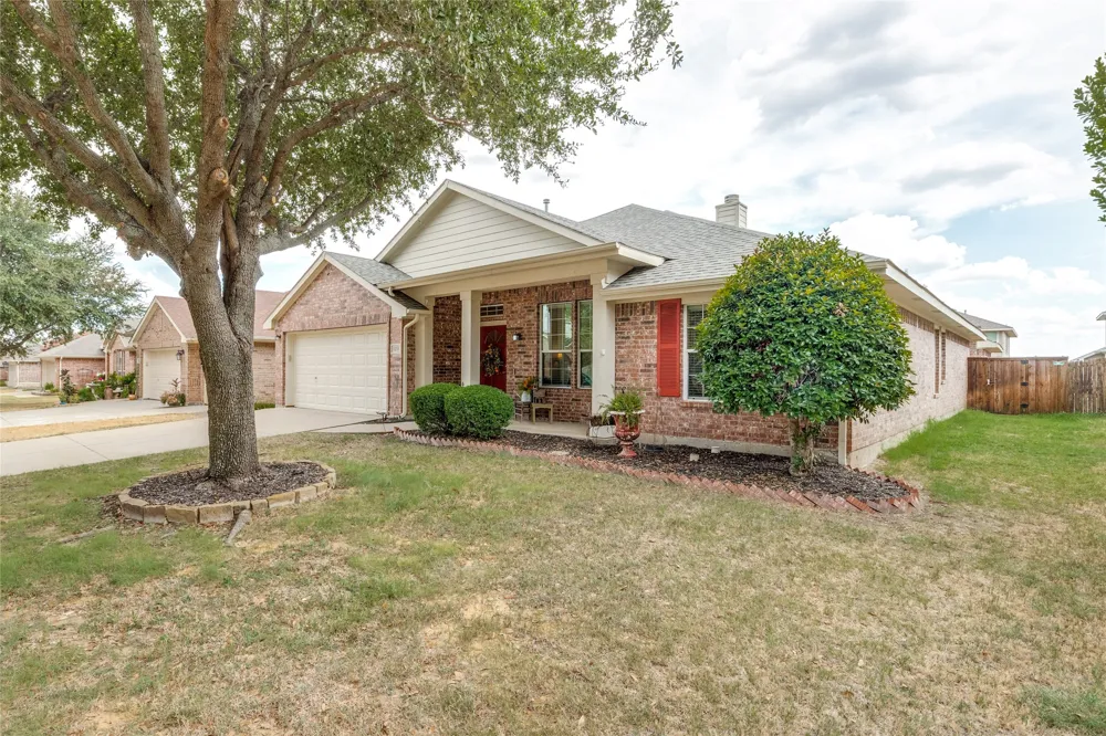 1233 Miller Lane Celina, TX 75009