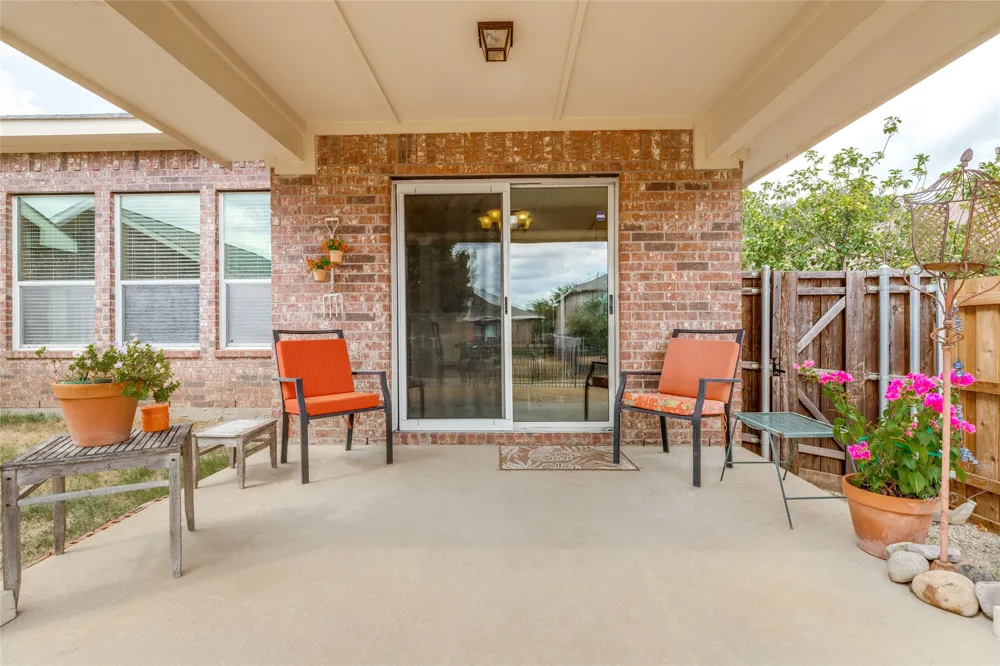 1233 Miller Lane Celina, TX 75009