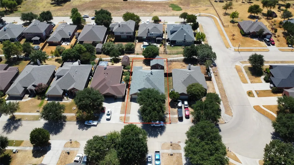 1233 Miller Lane Celina, TX 75009