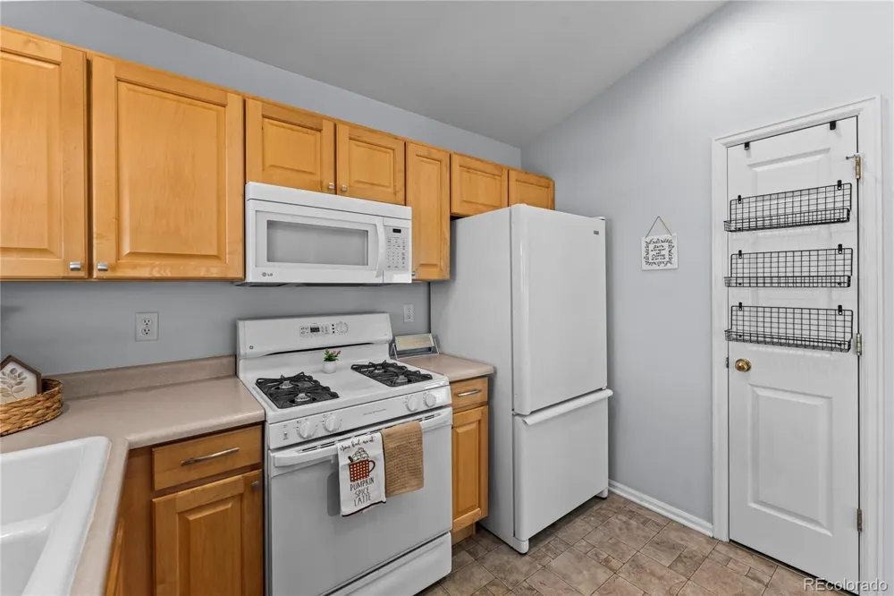 2338 Jeanette Way Colorado Springs, CO 80951