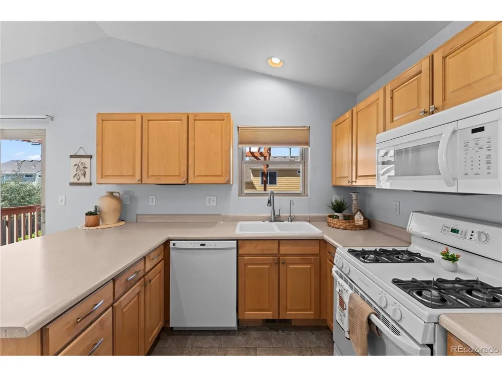 2338 Jeanette Way Colorado Springs, CO 80951