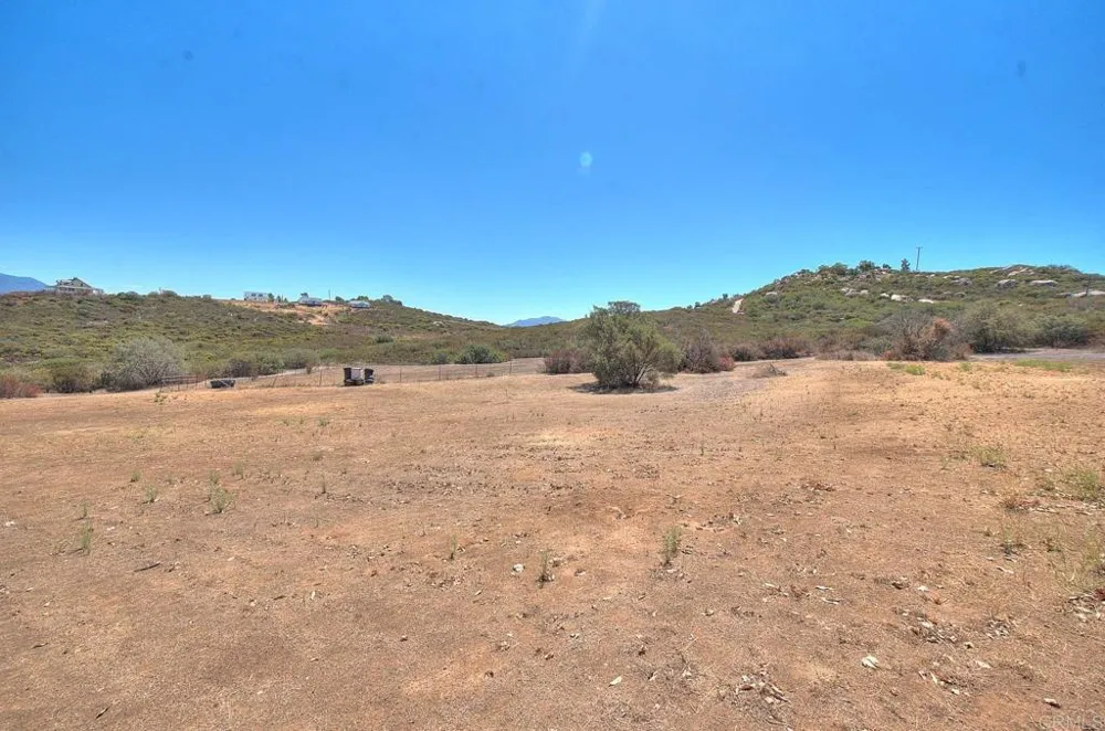 14937 Chemise Creek Road Ramona, CA 92065